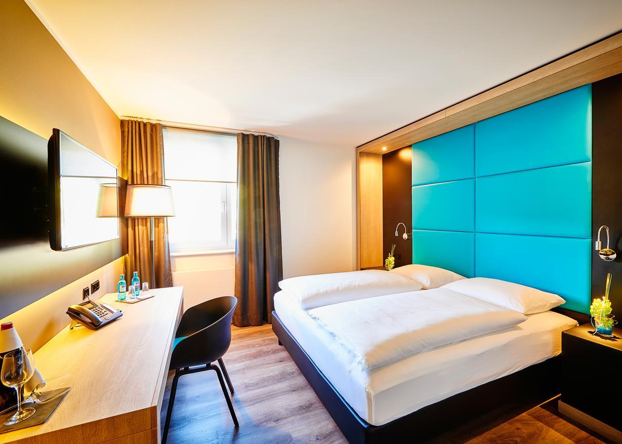 Travelinjoy Hotell Rietheim-Weilheim Exteriör bild